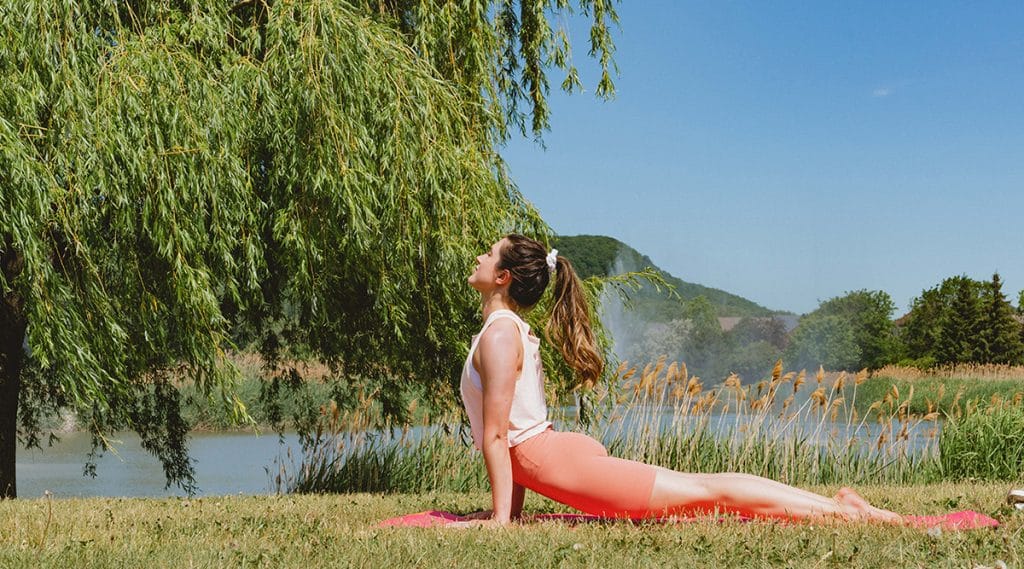 3 positions de yoga pour bien commencer la journée 4 OAS Infusion IMG 02